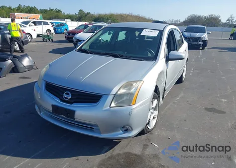 2011 Nissan Sentra 2.0S z USA, uszkodzony, nr VIN 3N1AB6AP7BL610127